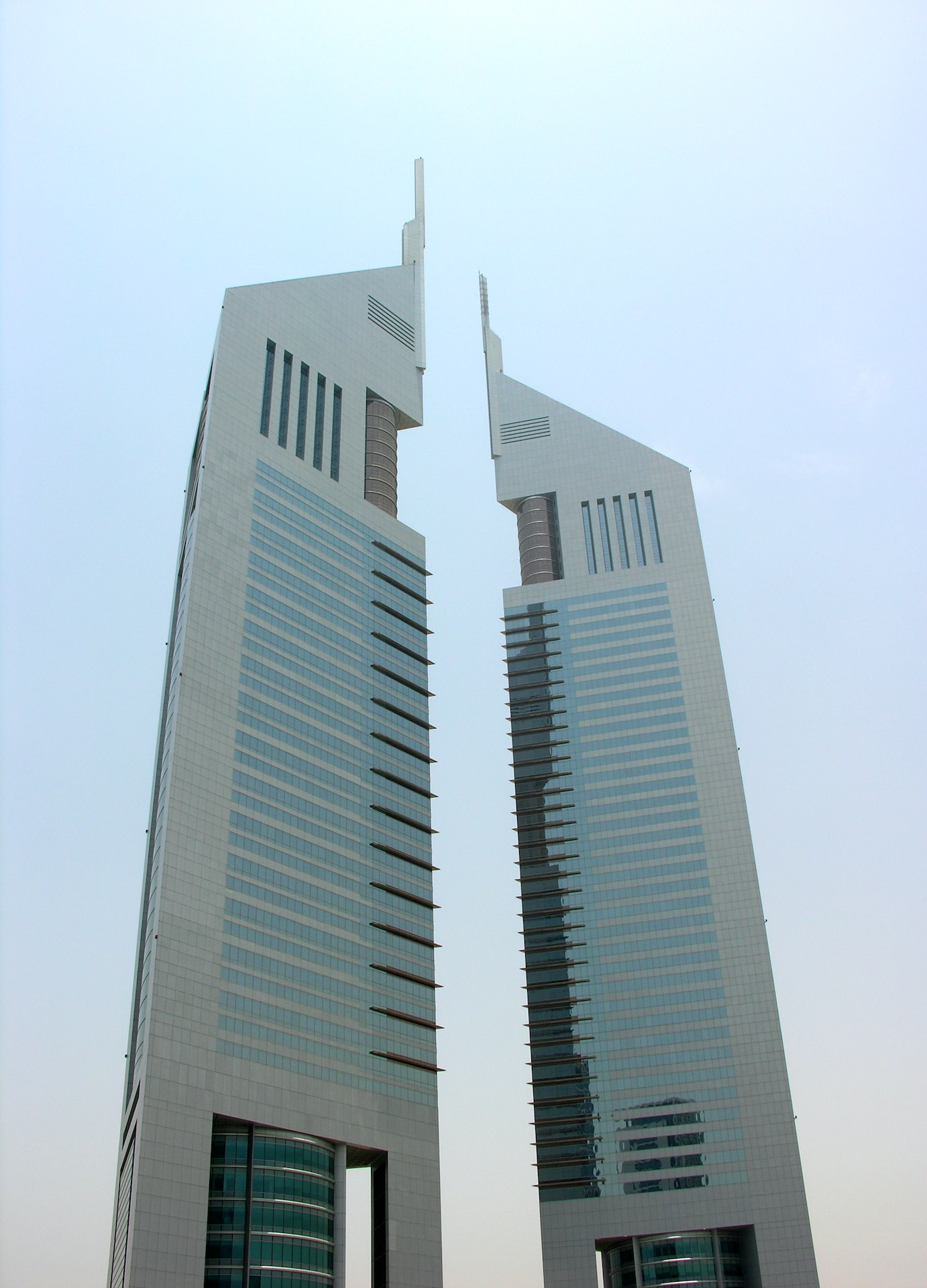 What is the largest brokerage in Dubai?